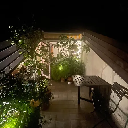 Piccola Accogliente E Luminosa In Condiviso Con Bagno Privato E Terrazza Vista Mare B&B